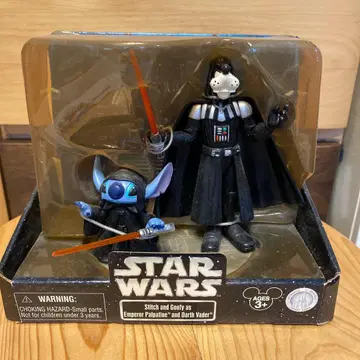 STAR WARS 스티치 & 구피 피규어 세트
