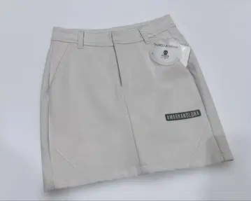 새상품 MARK & LONA 골프 스커트
