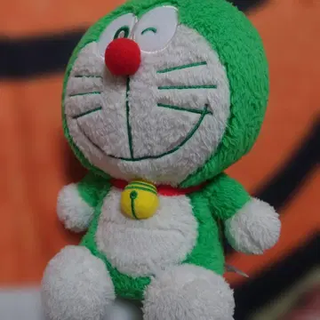 유니클로 도라에몽 봉제 인형