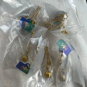 겨울왕국 가챠 아이템 컬렉션 아렌델의 홀 엘사 티아라