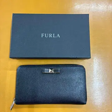 [새상품급] 장지갑 블랙 FURLA 훌라 박스 포함