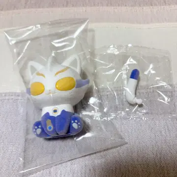 중국 울트라맨 고양이 이슬이(히카리)