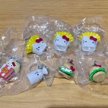 헬로키티 아메리칸 디자인 메지루시 액세서리