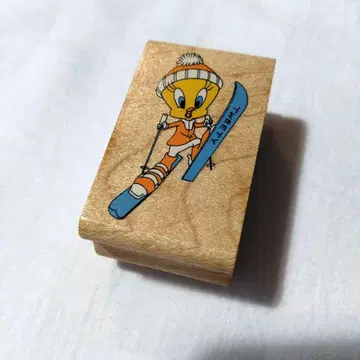 루니툰 투이티 스탬프 스키