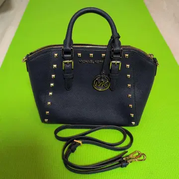 마이클코어스 토트백 네이비 스터드