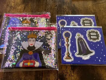 Happy복권 VILLAINS 여왕 파우치와 아크릴 스탠드 세트