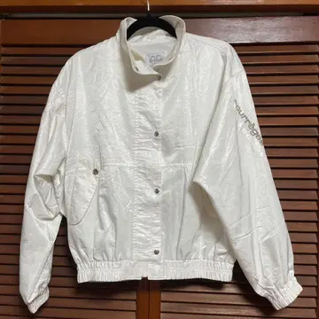 쿠레쥬 화이트 자켓