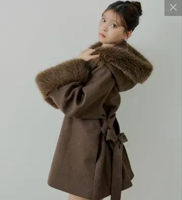 Chico 퍼 후드 옷깃 멀티 way 케이프 코트