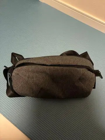 Aer 바디백 그레이