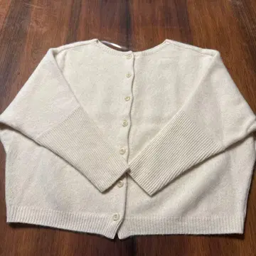 BEARDSLEY 비어즐리 FOX 울 뒤 버튼 니트 가디건