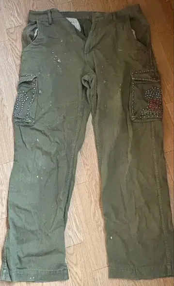 GOWEST 올리브 그린 팬츠