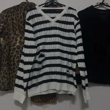 데미지 보더 니트