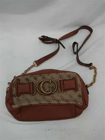 게스 GUESS 로고 모노그램 숄더백 브라운 계열 여성용