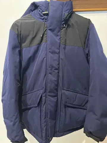 INHERIT 바르톨로풍 다운 자켓 후드 부착