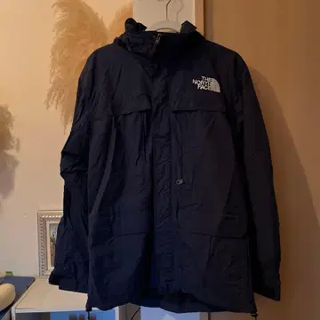 THE NORTH FACE 네이비 마운틴 파카