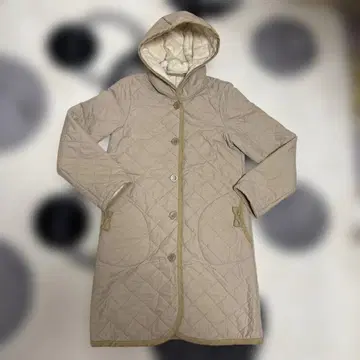 GALLERY VISCONTI 베이지 퀼팅 자켓 후드 부착