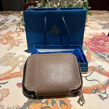 가죽 이단 접이식 지갑 그레이 박스 포함