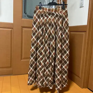 메이슨 그레이 브라운 계열 체크 플레어 팬츠