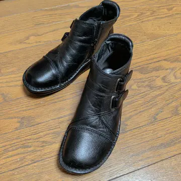 블랙 가죽 숏부츠 사이드 고어 부츠