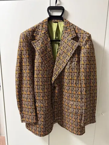 체크 무늬 테일러드 자켓