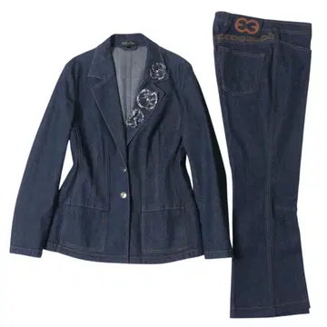 에스카다 데님 셋업 수트 부츠컷 팬츠 플라워 장식