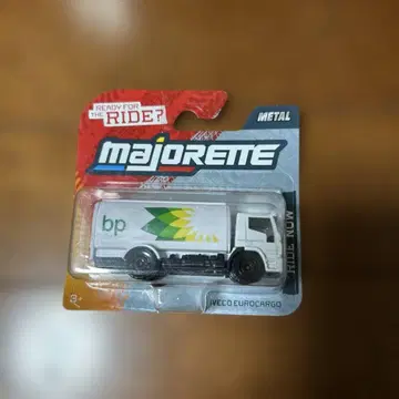 마조레트 이베코 유로카고 미니카