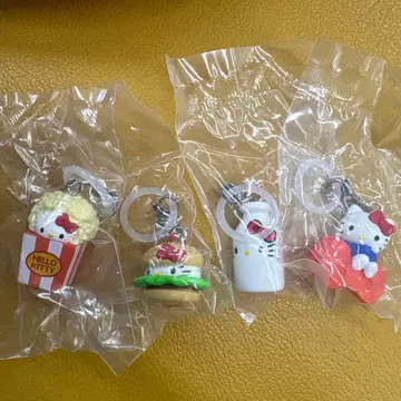 헬로키티 아메리칸 디자인 메지루시 액세서리 세미 컴플리트