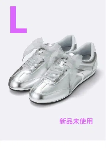 GU L 사이즈 실버 리본 포함 스니커즈