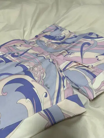 새상품 Rady 숏팬츠 마블 패턴 (S) size