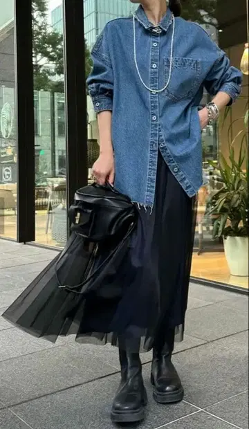 새상품급 Dou Dou 인기 컬러 데미지 데님 셔츠