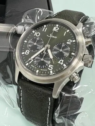 독일 한정판 [ 잡지 크로노스 ] 별주 358C 올리브 다이얼