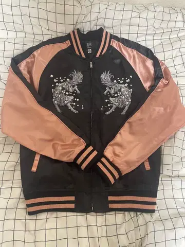 스카잔 늑대 자수