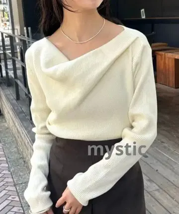 [ mystic ] 오프숄더 리브 니트 새상품급 아이보리