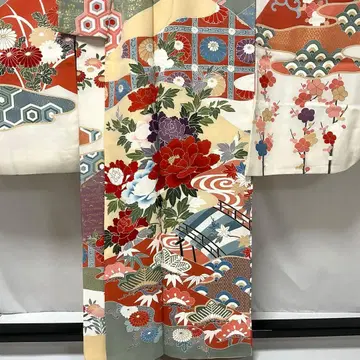 C182 순수 실크 후리소데 금채 기모노