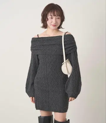 [mline] 오프숄더 케이블 니트 원피스