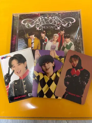 원엔 야마시타 에이쿠 트레이딩 카드 & CD