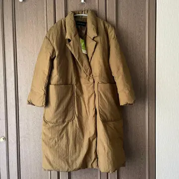 어반 리서치 스티치리스 다운 코트