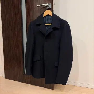 울 네이비 코트