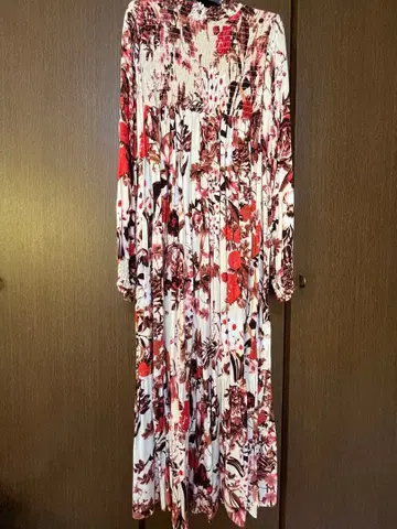 H&M 꽃무늬 롱 슬리브 맥시 드레스