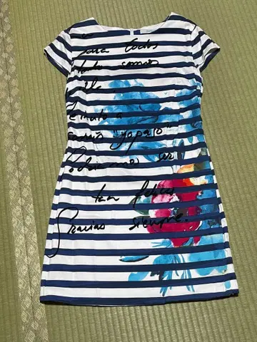 스트라이프 꽃무늬 반팔 원피스