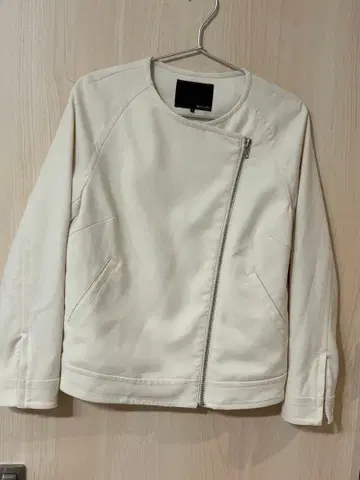 Abahouse Devinettes 노카라 자켓 아이보리 아바하우스