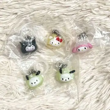 산리오 가챠가챠  메지루시 액세서리 새상품 키티 5종