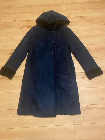 네이비 스웨이드풍 롱 코트 후드 부착