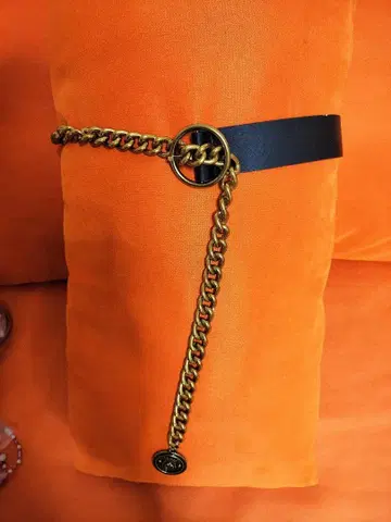 가죽 블랙 벨트 골드 체인