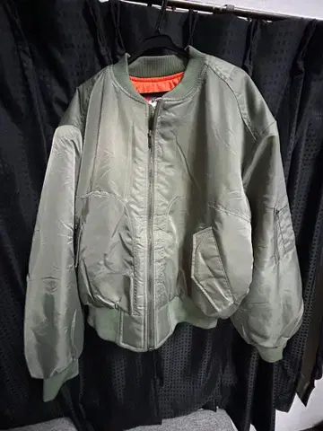 올리브 그린 MA-1 자켓 MR/047 M 사이즈