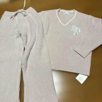 스나이델 홈 리브 핑크 V넥 룸웨어 세트