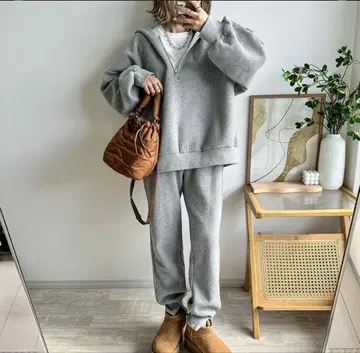 그레이 후드 부착 맨투맨 셋업 M 사이즈