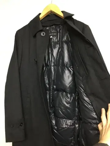 투모로우랜드 재단이 좋은 라이너 다운 스탠 칼라 코트