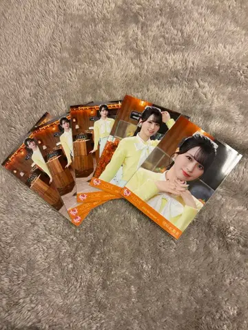 사사키 마이카 나뭇잎 사이 햇살 메조포르테 브로마이드 컴프