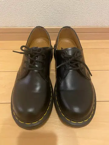 [ 새상품급 ] Dr. Martens 3홀 신발 사이즈 UK5